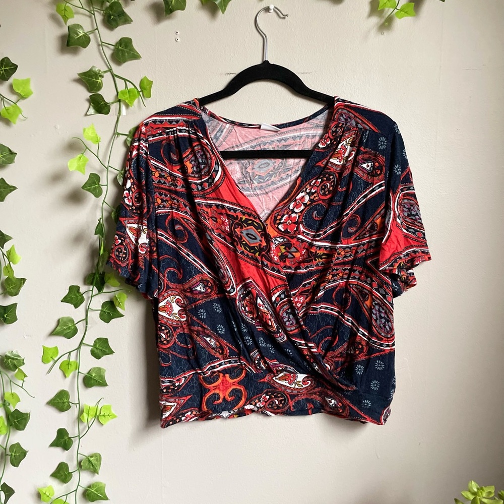 Brand new Lascana red, navy blue and white cross chest t-shirt (M)